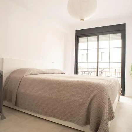 Three Bedroom In Location