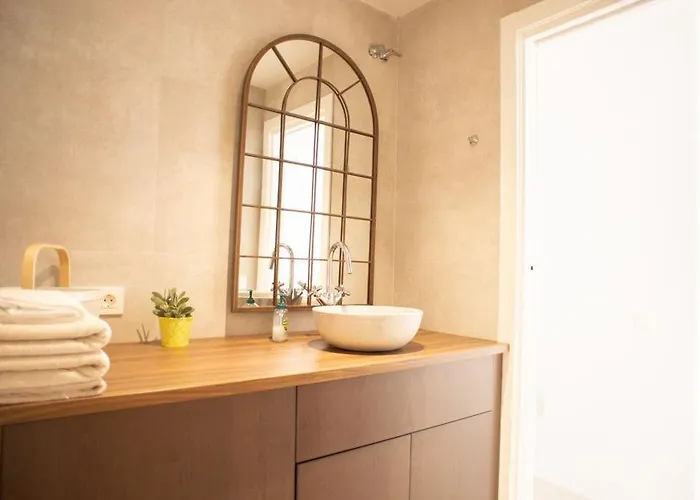 Three Bedroom In Location