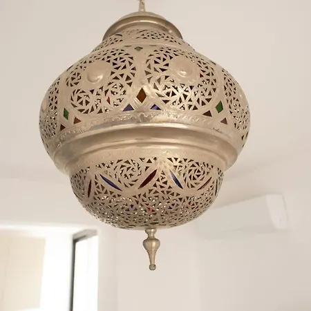 アパート Three Bedroom In Location