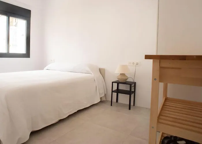 Three Bedroom In Location