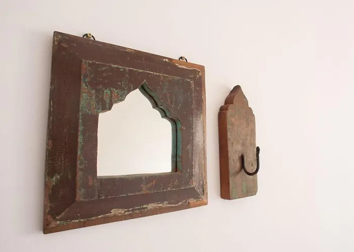 Апартаменти Three Bedroom In Location Естепона