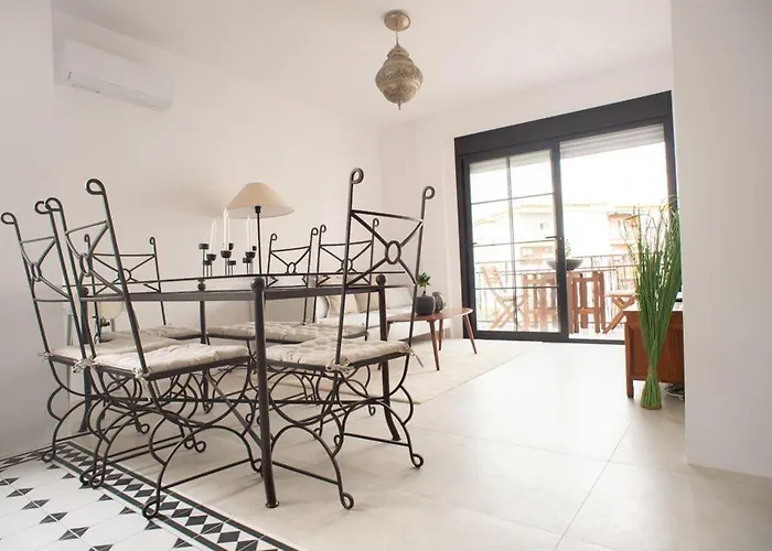 Three Bedroom In Location Апартаменти